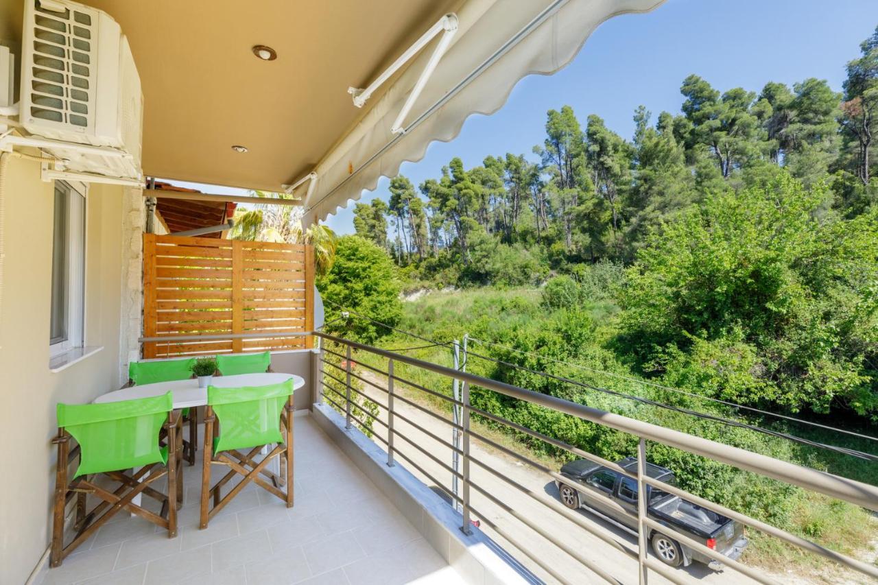 Siviri Forest View Apartment ภายนอก รูปภาพ